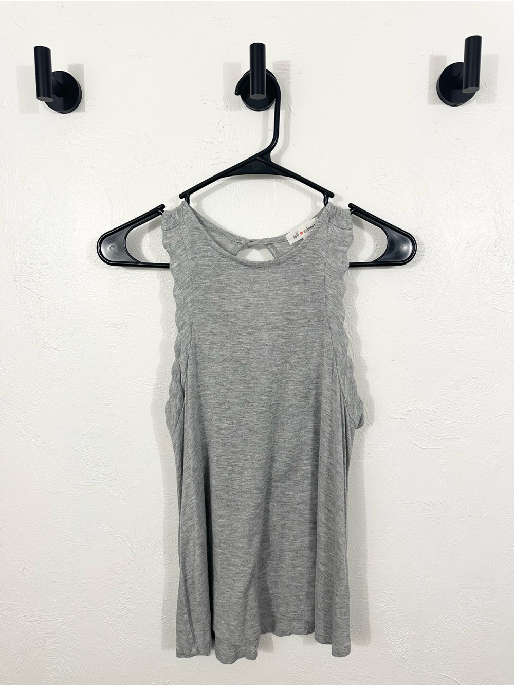 Women's Gray Sleeveless Tank Top - Lightweight Everyday Style